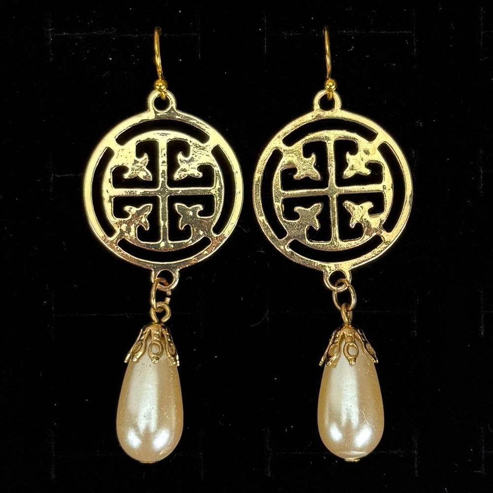 Custom made goldtone, faux pearl charm pierced dangle earrings